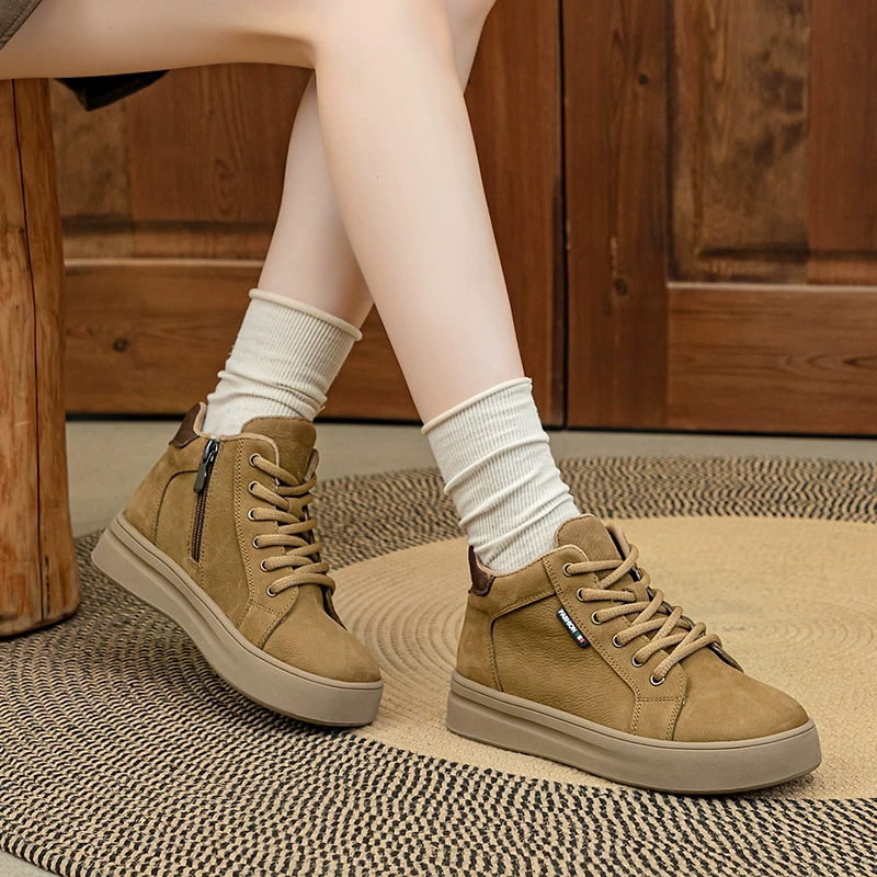 Осенние и зимние сапоги дети 2024 новый первый слой воловьей кожи сапоги Мартин коричневый ретро женские туфли