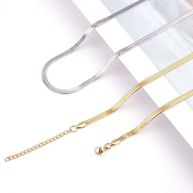 European and American simple fashion hip-hop titanium steel necklace personalized trendy stainless steel blade necklace spot supply chain