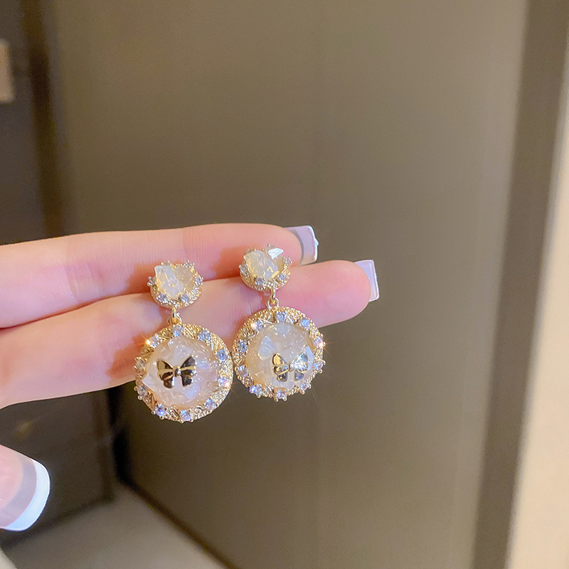 Agujas de plata con diamantes azules mariposa flor aretes de cristal coreanos delicados pequeños pernos frescos de moda para mujeres image 26