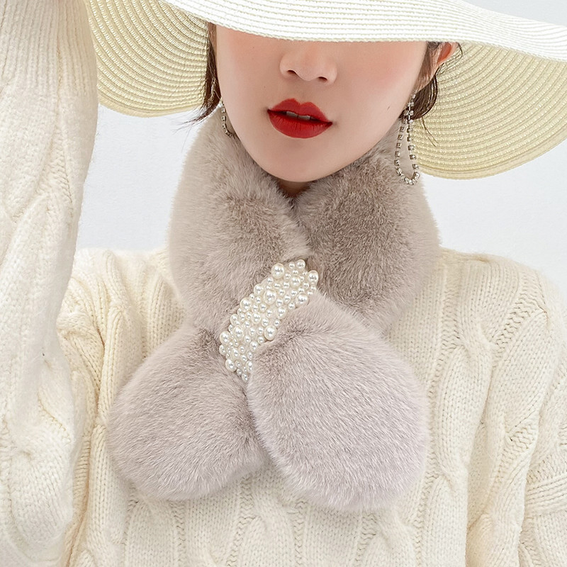 Bufanda de conejo sintético Rex versátil y gruesa con cuello de piel de conejo de imitación para otoño e invierno para mujer con cruz de perlas_voghion.com