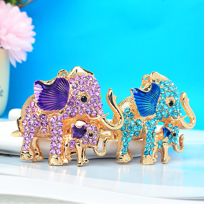 Light Luxury Cartoon Elephant Animal Keychain, Cute Rhinestone-Embellished Mother-Child Elephant Small Pendant, Cross-Border Couple Style Bag Accessory Light Luxury Cartoon Elephant Animal Keychain, Cute Rhinestone-Embellished Mother-Child Elephant Small Pendant, Cross-Border Couple Style Bag Accessory