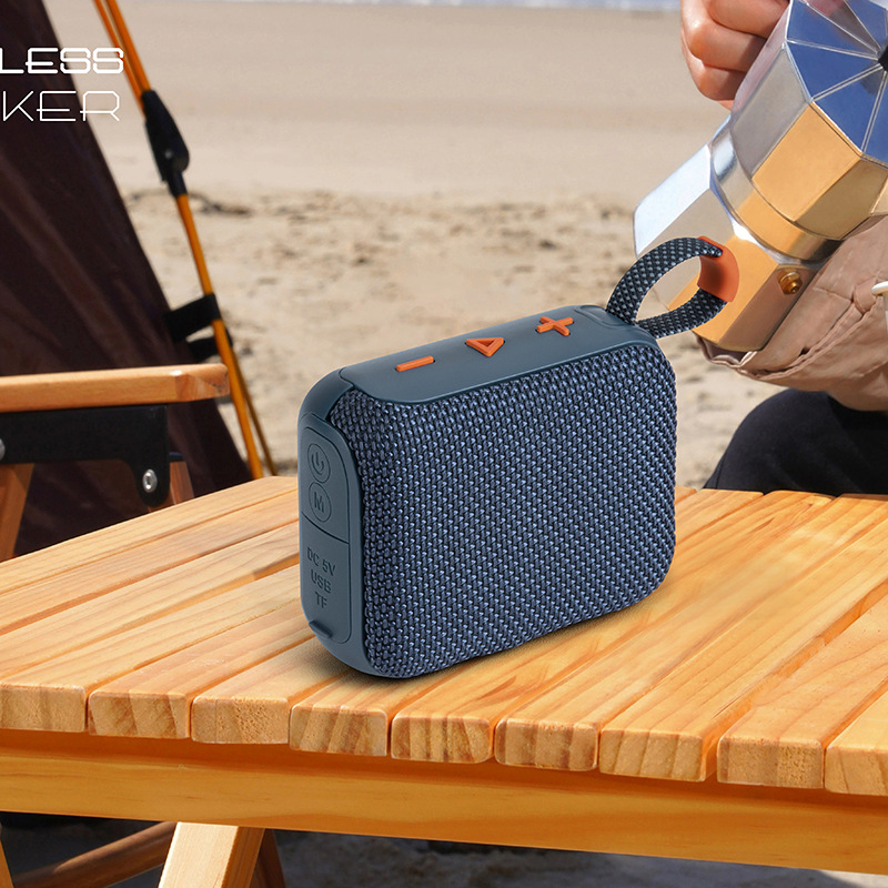 新品GO4コードレスブルートゥースオーディオTWSアウトドア家庭用ポータブルミニサブウーファーカードプレゼントスピーカー