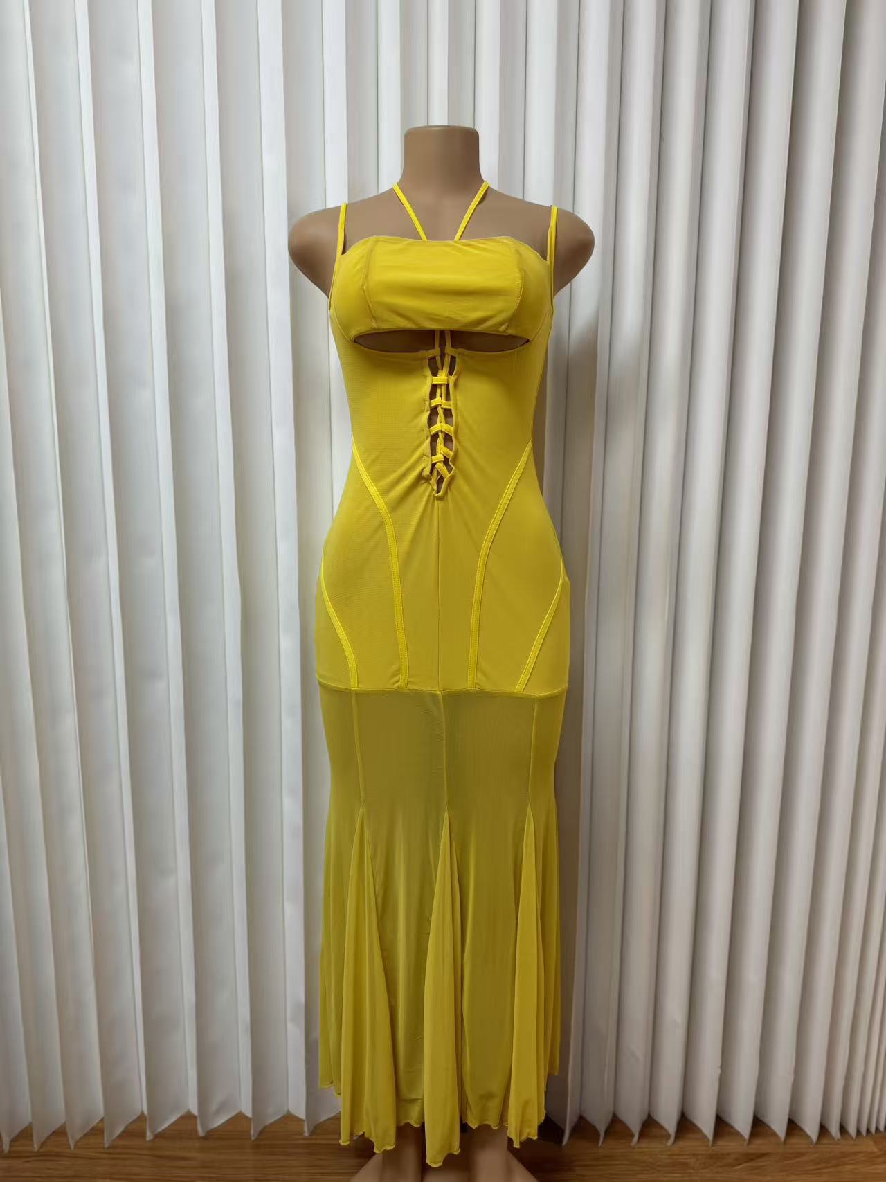 Sensational Cut-Out Bodycon Mermaid Mini Dress With Lace-Up Detail | Sexy High-Waisted Bustier Dress For Vacation & Night Out_ecoleips.com