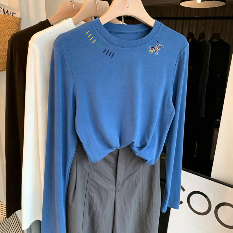 2026 Autumn New Long-Sleeve T-Shirt for Women, Korean Style, Simple, Fashionable, Casual, Printed, Soft and Comfortable Base Layer Top 2026 Autumn New Long-Sleeve T-Shirt for Women, Korean Style, Simple, Fashionable, Casual, Printed, Soft and Comfortable Base Layer Top