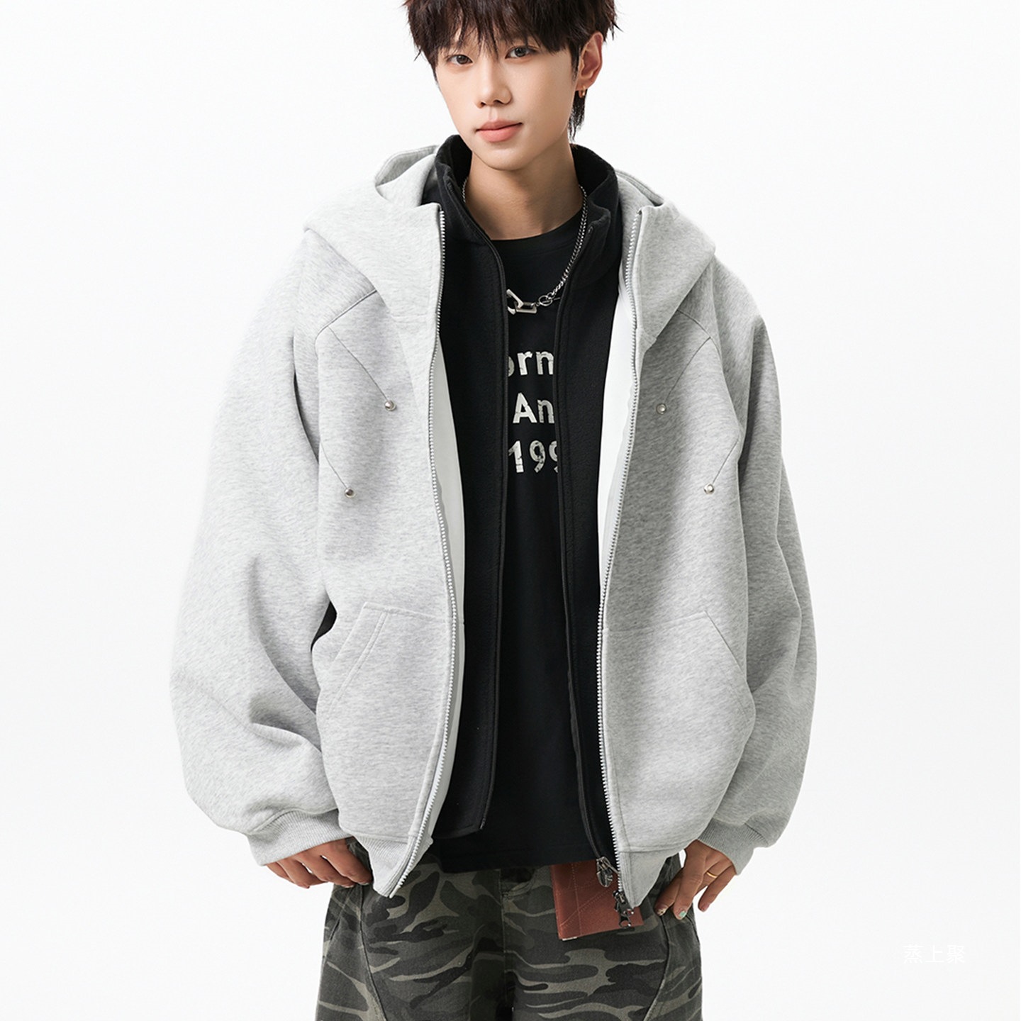 Pink rivet design, oversized sweatshirt jacket for men, Korean-style, relaxed fit, loose-fitting hooded cardigan