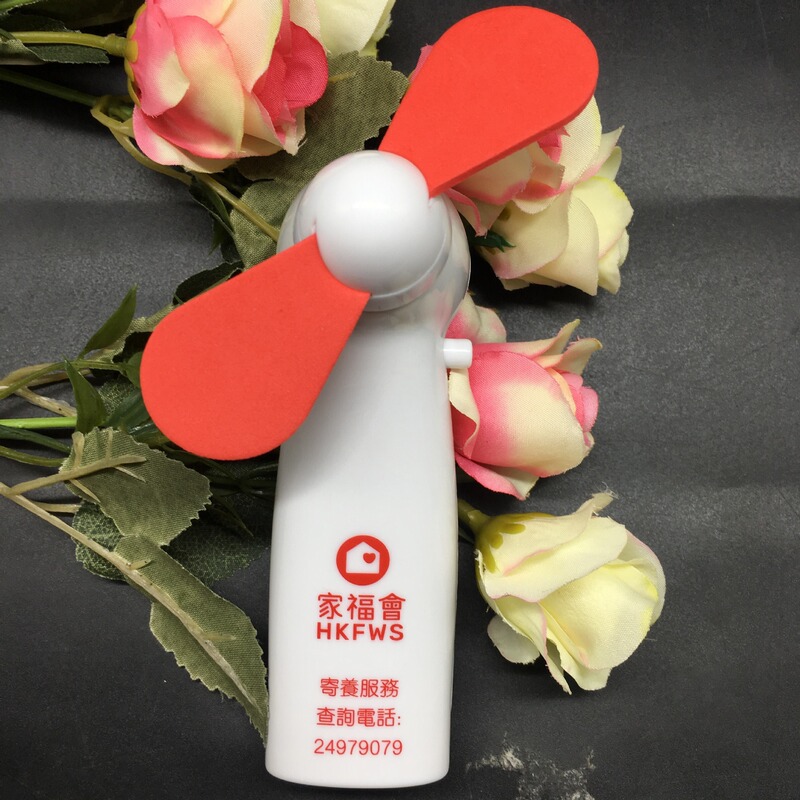 卸売 LED 点滅ワード ミニ ハンドヘルド充電式小型ファン クリエイティブ ポータブル広告バッテリー ファン ワードは変更可能|undefined