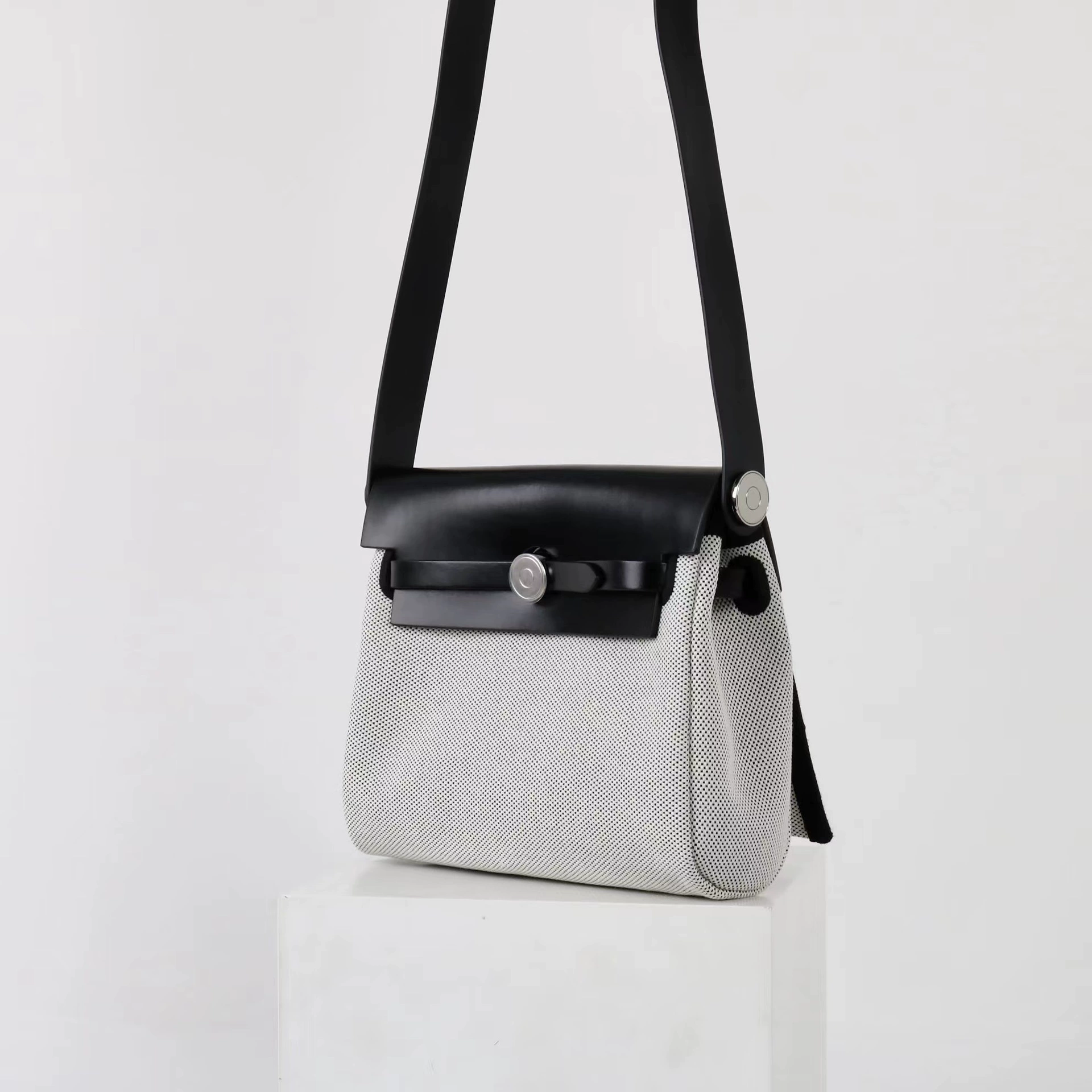 Ретро-сумка из кожи на одно плечо, качественный универсальный платиновый браслет на руку