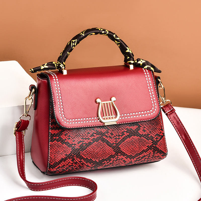 2026 nuevo estilo de lujo ligero bolso cuadrado con patrón de serpiente, bolso de damas, bolso de hombro de estilo exterior, bolso de hombro