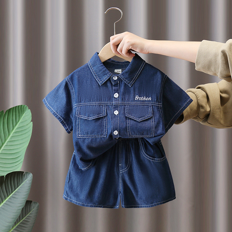 7216 traje de mezclilla para niños camisa de manga corta de verano de dos piezas 2025 nuevo vestido de verano coreano de moda para niños