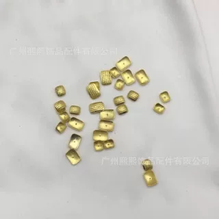 古法金色五条经文带钉贴片DIY文玩佛珠饰品配饰手机链手链吊坠包