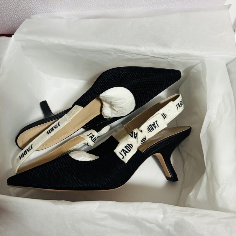 High-End Cat Heel Sandals for Women 2026 New Model D Brand Embroidered Lettering with Bow Patent Leather Pointed Toe Backless High Heels