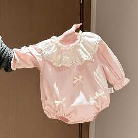 2026女童春宝宝蝴蝶结哈衣蕾丝花边连体衣满月周岁公主外出爬服