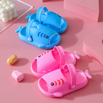 兒童拖鞋女可愛卡通男童寶寶家用防滑軟底小女孩沙灘洞洞鞋夏批發