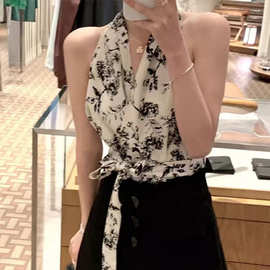 法式挂脖V领交叉吊带上衣女收腰系带设计感无袖露肩百搭小衫上衣