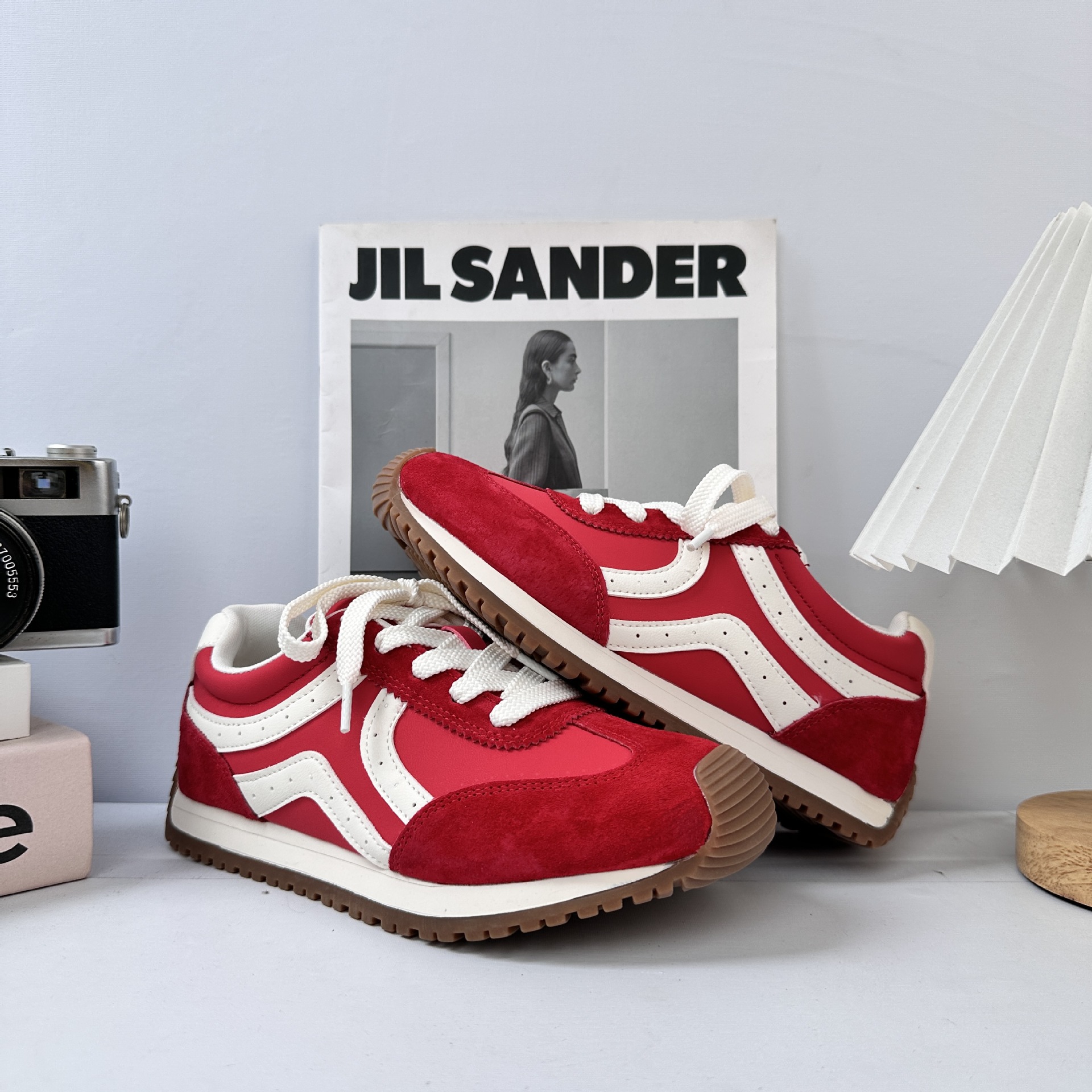 Zapatos deportivos Gump de estilo de Hong Kong para mujeres super caliente chic popular popular zapatos de skate casuales de nicho 2025 nuevos zapatos de papá