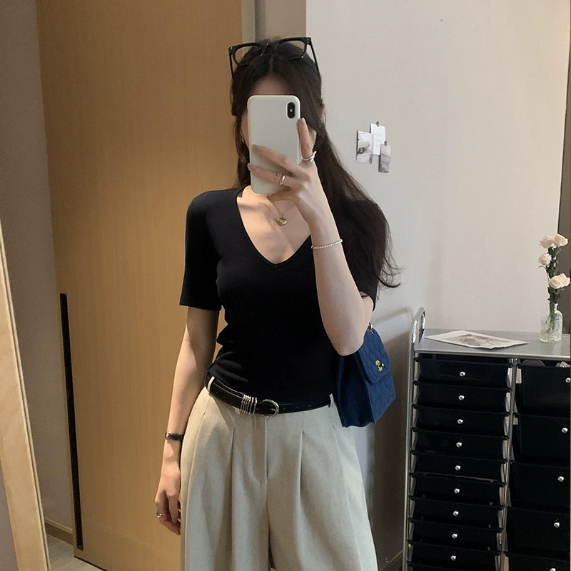 Летняя футболка с коротким рукавом, V-образный вырез, slim fit