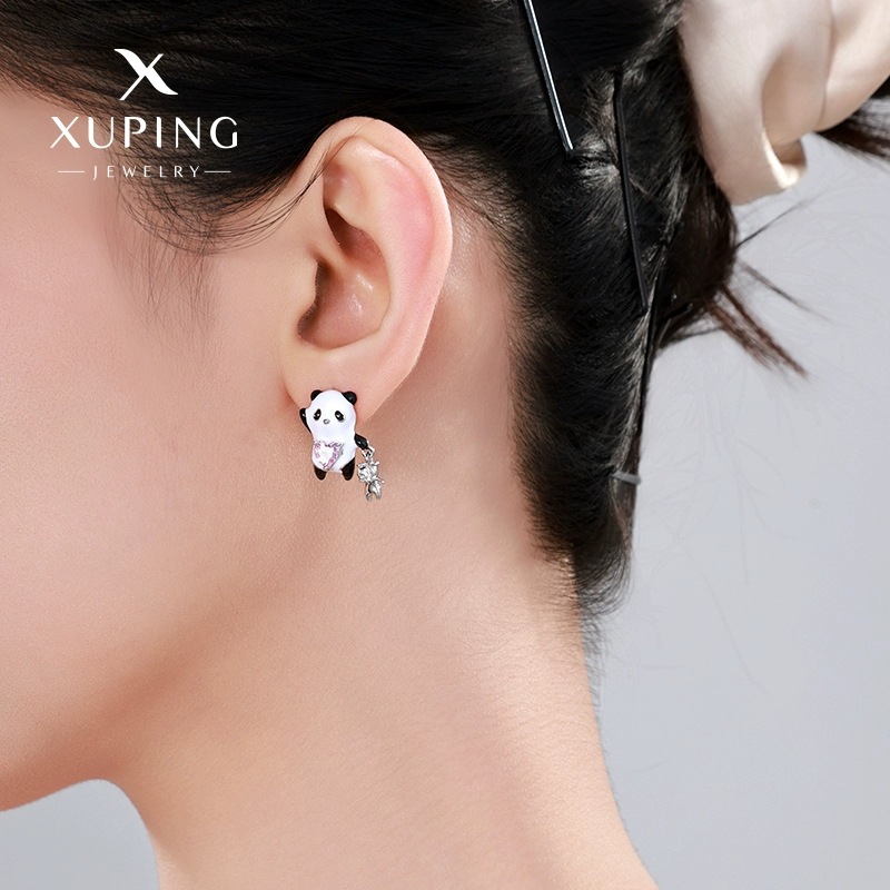 Xuping aleación de cobre recubierta de aceite blanco serie de pendientes panda incrustados de zircon colorido nicho de diseño de pendientes