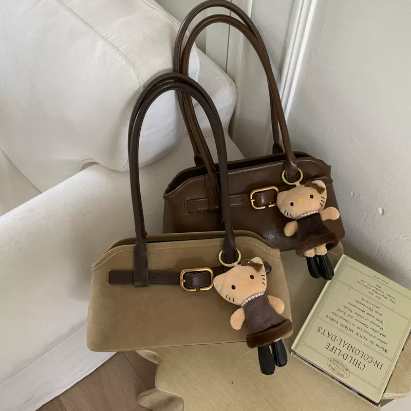 今年流行麂皮绒手提包包女2025秋季新款韩版小众皮带扣单肩斜挎包