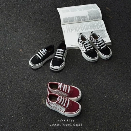 童运动鞋;童凉鞋;童板鞋