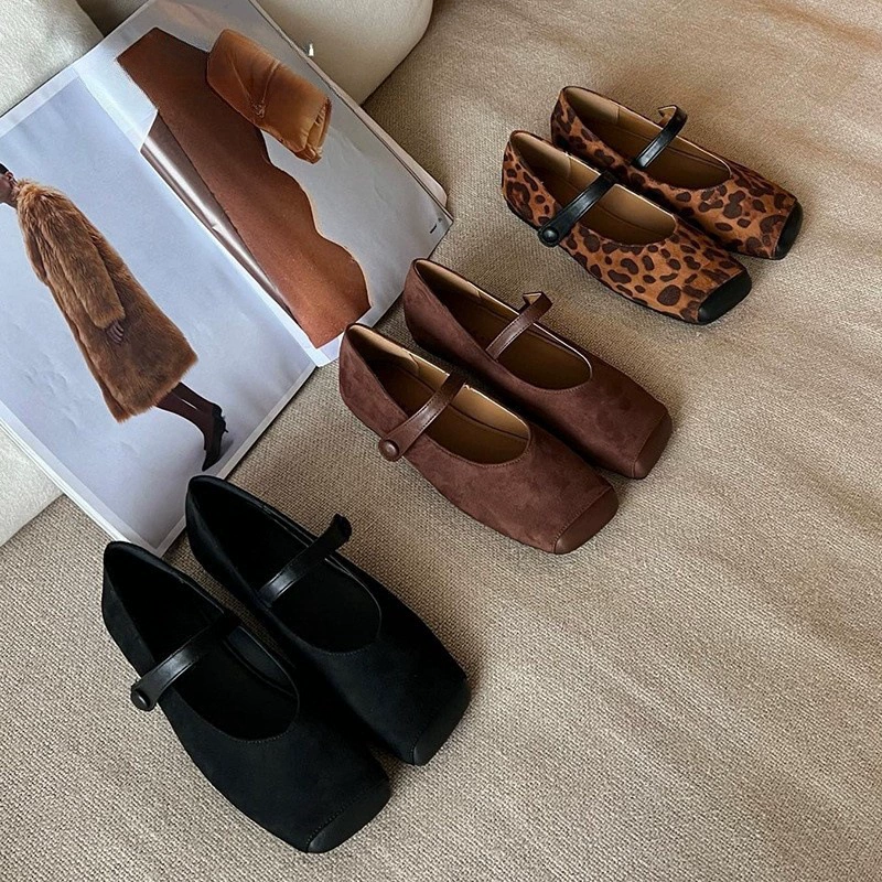 Ретро замши с леопардовым принтом с квадратной головкой