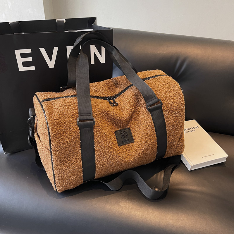 Nuevo bolso de peluche para viajes cortos, bolso de yoga, bolso de acondicionamiento deportivo de gran capacidad, bolso de equipaje de otoño y invierno