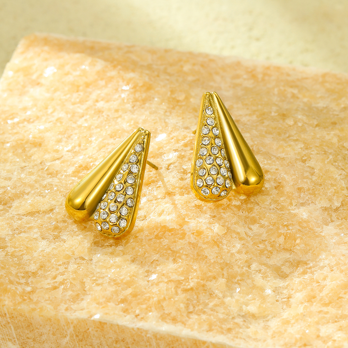 304 Stainless Steel Material 1 Pair Simple Style Classic Style Heart Shape Inlay 304 Stainless Steel Rhinestones Ear Studs