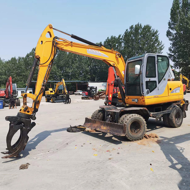 2017年犀牛85轮式抓木机  新柴发动机 斯太尔加重桥 85二手抓木机