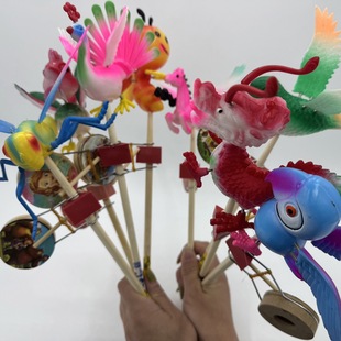 Internet Celebre Hot Selling Spring Animal Cartoon Rocking Drum Puppet Rocking Drum Cartoon Characters Peacock Bees Will Move Hand Rocking Drum