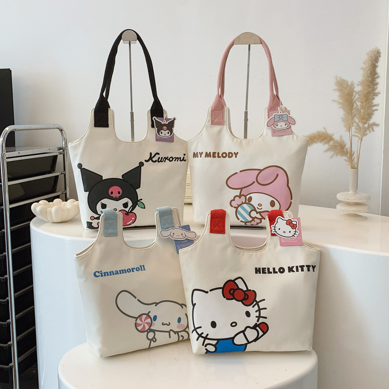 正規認定サンリオ かわいい 新品 ポータブル ショルダー チュートリアルバッグ トイレタリーバッグ ママバッグ トート ショッピングバッグ 女性用|undefined