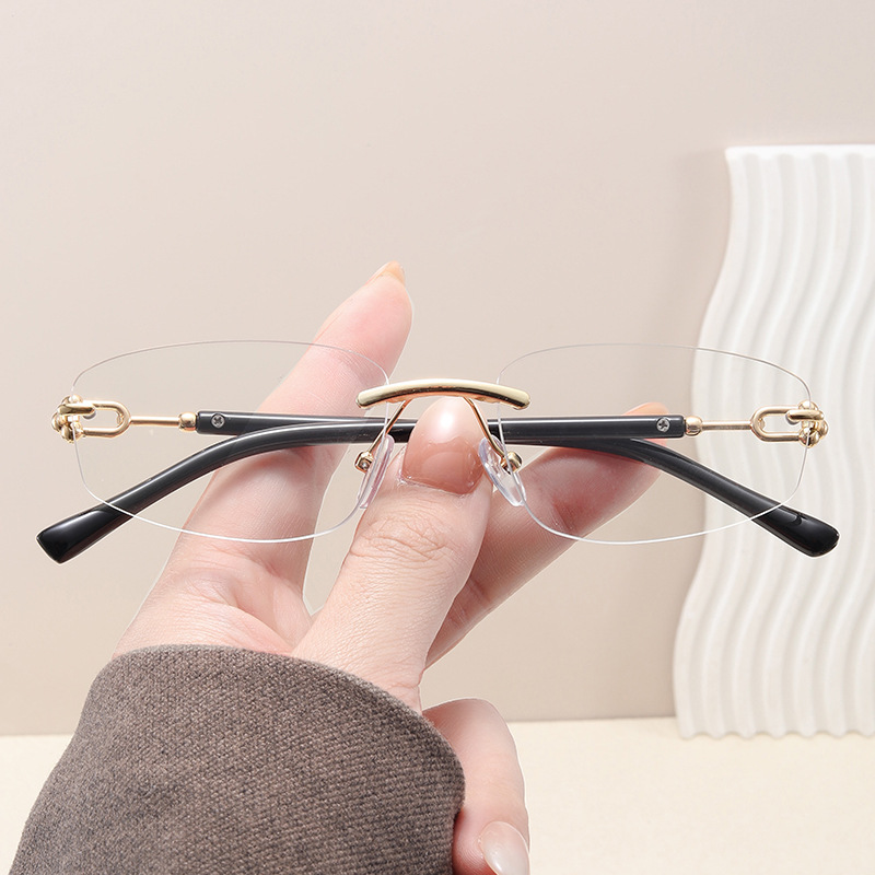 Frameless Glasses for Women, Customizable with Prescription, Blue Light Blocking, Old Money Style, Metal Non-Prescription Eyeglass Frames, Cat-Eye Design, Designer Frames for Men