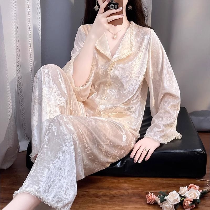 Light Luxury French Gold Velvet Pajamas for Women Autumn and Winter Long-Sleeved Pants Lace 2025 New Gold Velvet Home Clothes