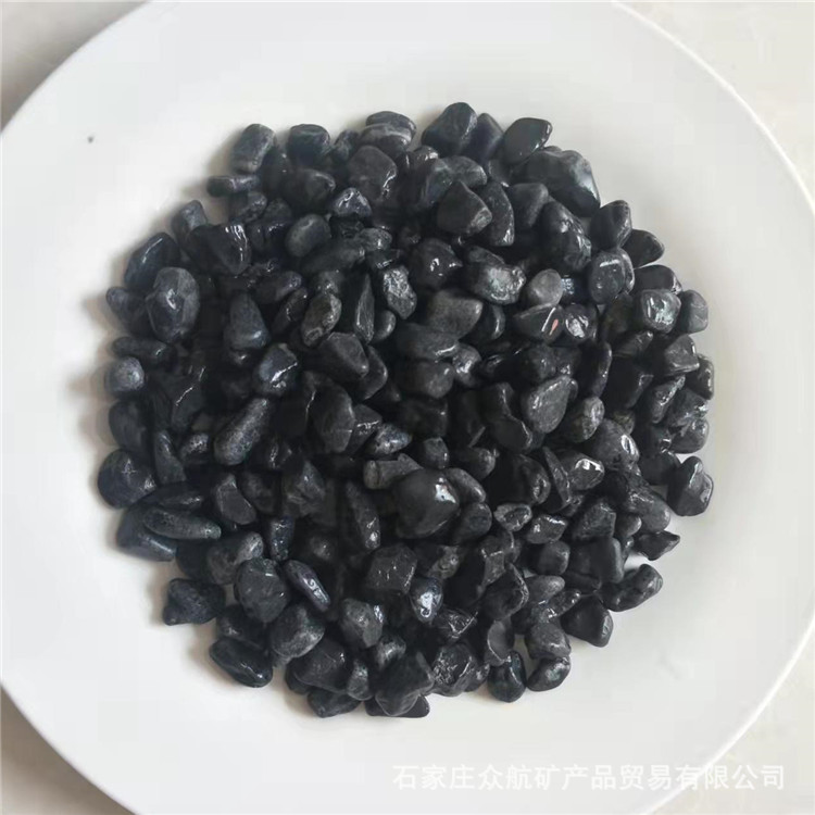 批发黑色石子景观黑石子黑色水洗石黑色洗米石胶粘石透水石子