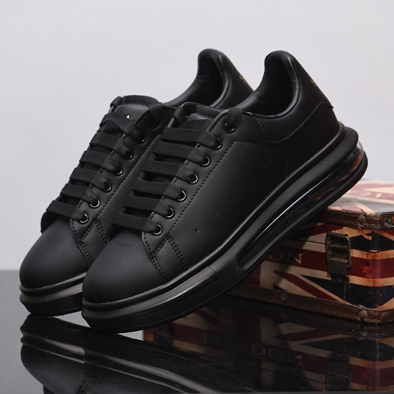 Zapatos de cuero transpirables primavera y verano Jin McQueen con almohadilla de aire pequeños zapatos blancos zapatos de hombre con suela gruesa multifuncional zapatos casuales de pareja MY2883