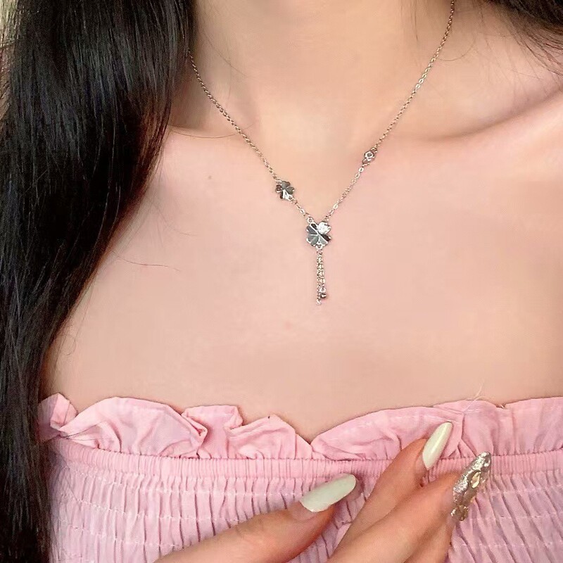 新款锆石清新吊坠系列项链女高级感轻奢个性小众秋冬项饰一件批发|undefined