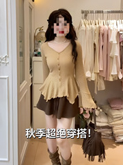 法式早秋氛围穿搭掐腰喇叭袖上衣女2025年秋季针织小衫设计感小众
