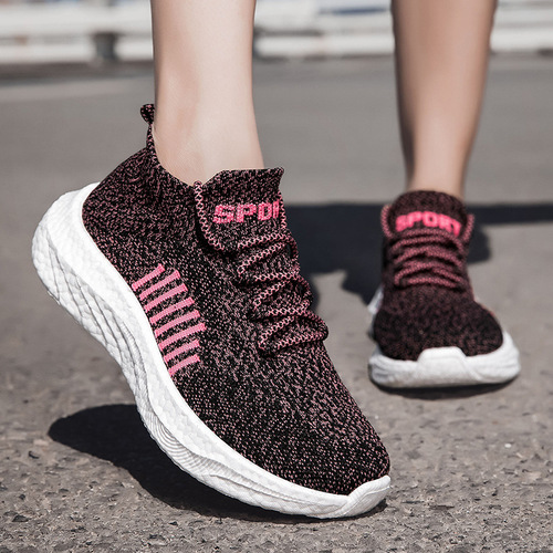 2024 Spring New Knit Mesh Air-Permeable Men's Shoes for Export Wholesale Soft Sole Comfortable Lightweight Casual Shoes for Women