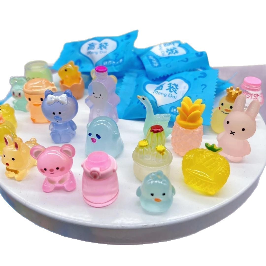 Mini animales juguetes bolsas ciegas premios de regalo de cumpleaños modelo de simulación para niños y niñas nuevas cajas ciegas