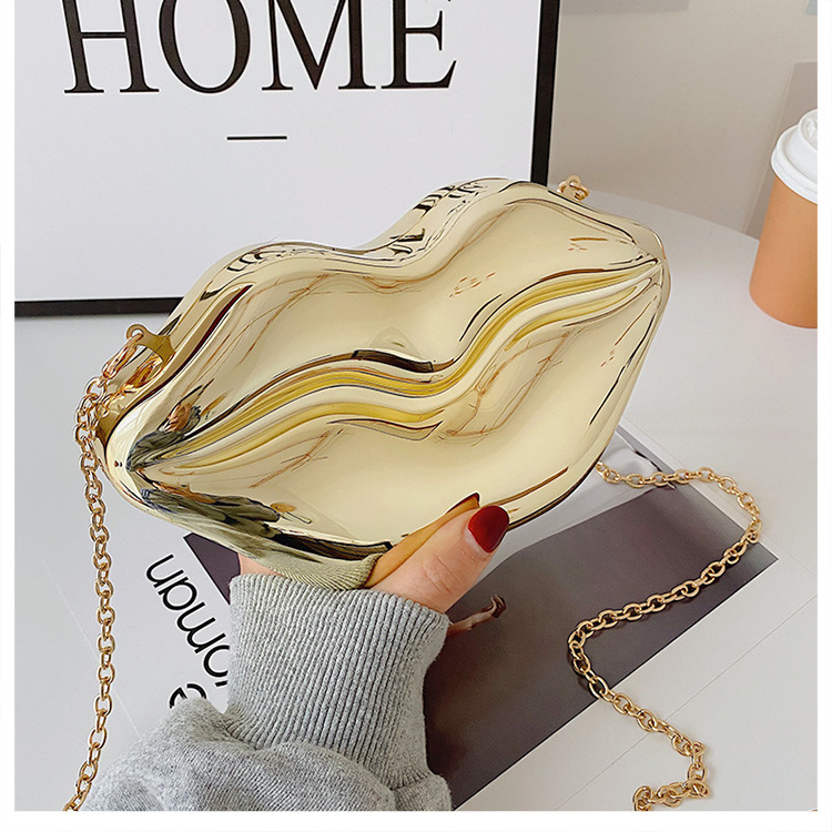 240g Weight Polyester Lining Material Buckle Closure Type Single Shoulder Strap Strap Type Pu Leather Material Solid Color Pattern Streetwear Style Square Shape Red, Gold, Silver, Champagne, Black Color Medium Size Medium Pu Leather Streetwear 40