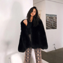 年轻款仿狐狸毛皮草外套女中长款2024年冬季裘皮大衣黑色人造毛潮