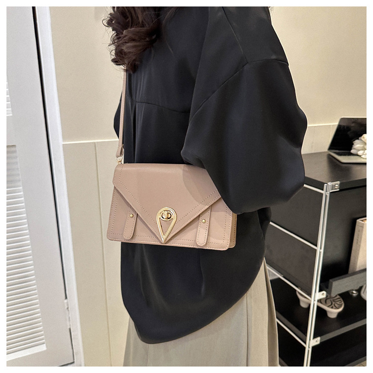Taschen Nischendesign für Damen 2023 Neue trendige und modische Autonähte Einzelschulter mit High-End-Schnalle_voghion.com