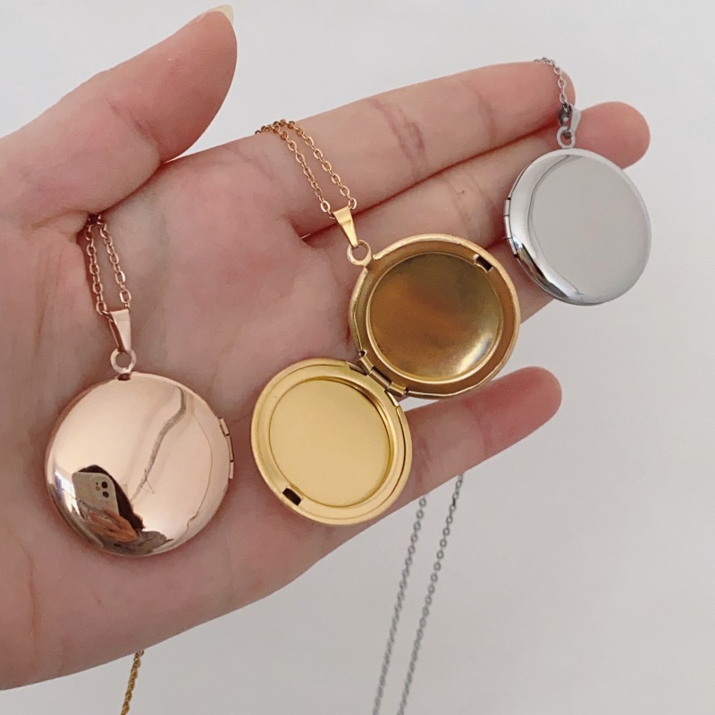 15g Weight 18K Gold Plated Rose Gold Plated White Gold Plated 316 Stainless Steel Titanium Steel Ion Plating (IP) Round IG Style Locket Necklace For Unisex