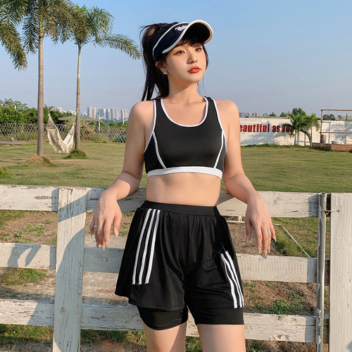 Women's plus-size swimwear set, 160 lbs, three-piece separates, cover-up, slimming, Instagram style, hot spring sports swimsuit