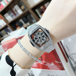 ��Ͱ�Εr���\�D�ֱ�Ůʮ�ֻ����D�p�ݸ߼���肝M荺Ͻ����ʯӢ��