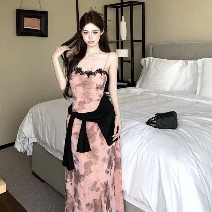 純粋な欲望スタイルのレースステッチ絞り染めサスペンダードレススーツ女性の夏の薄い日焼け止めカーディガン甘くてスパイシーなウエストロングスカート|undefined