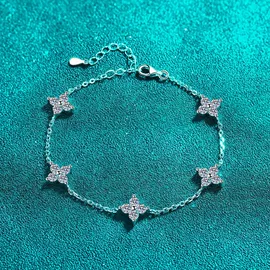 戒指;耳钉;项链