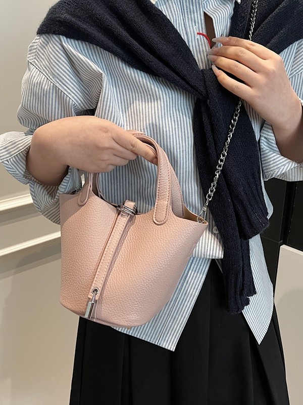 Litchi estampado canasta de platos de mano bolso de cubo para mujeres 2025 nuevo estilo transfronterizo coreano de moda bolso de hombro