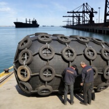 充气式橡胶护舷码头护舷船用靠泊漂浮型防撞碰垫橡胶靠球