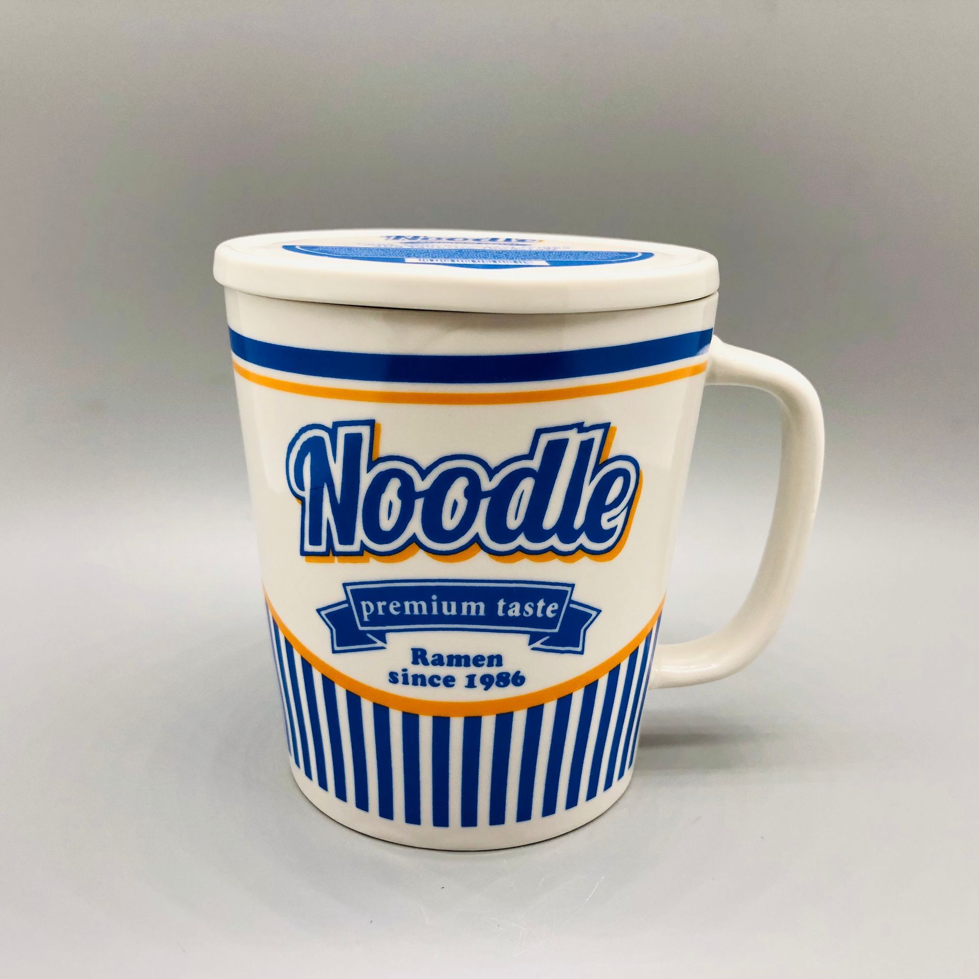 Japonés creativo sabor mixto taza de fideos instantáneos forma Taza de cerámica con tapa subred taza de agua roja fideos instantáneos