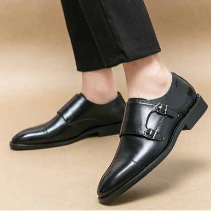 Zapatos de hombre de gran tamaño, moda, zapatos de cuero de punta casuales de hombre, zapatos de negocios, zapatos de derby, zapatos de altura de hebilla.