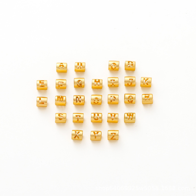 Color-Preserving Alloy Letter Transfer Beads Gold Bracelet for Men and Women, Beaded Pendant, 520 Birthday Gift Accessories